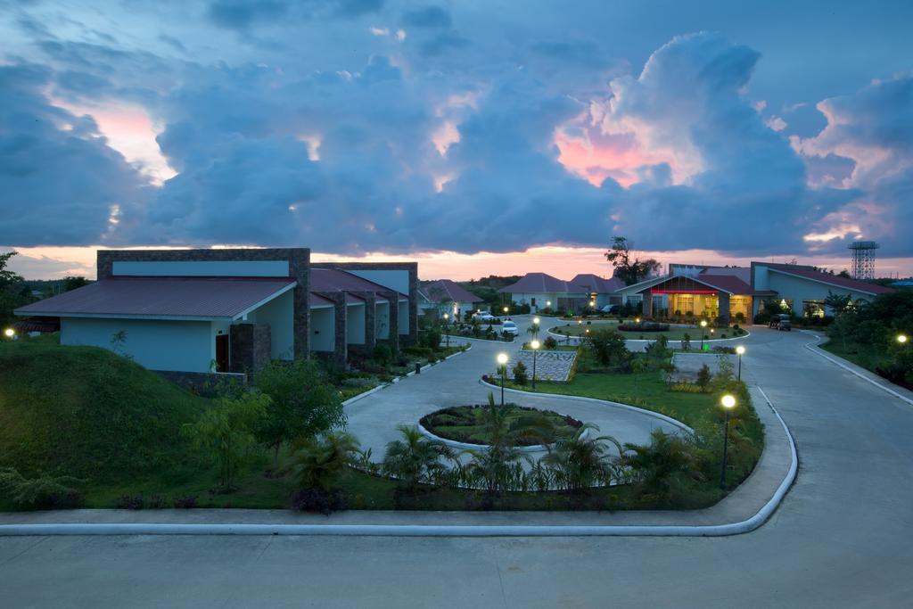 Junction Hotel Nay Pyi Taw Naypyidaw Exterior foto