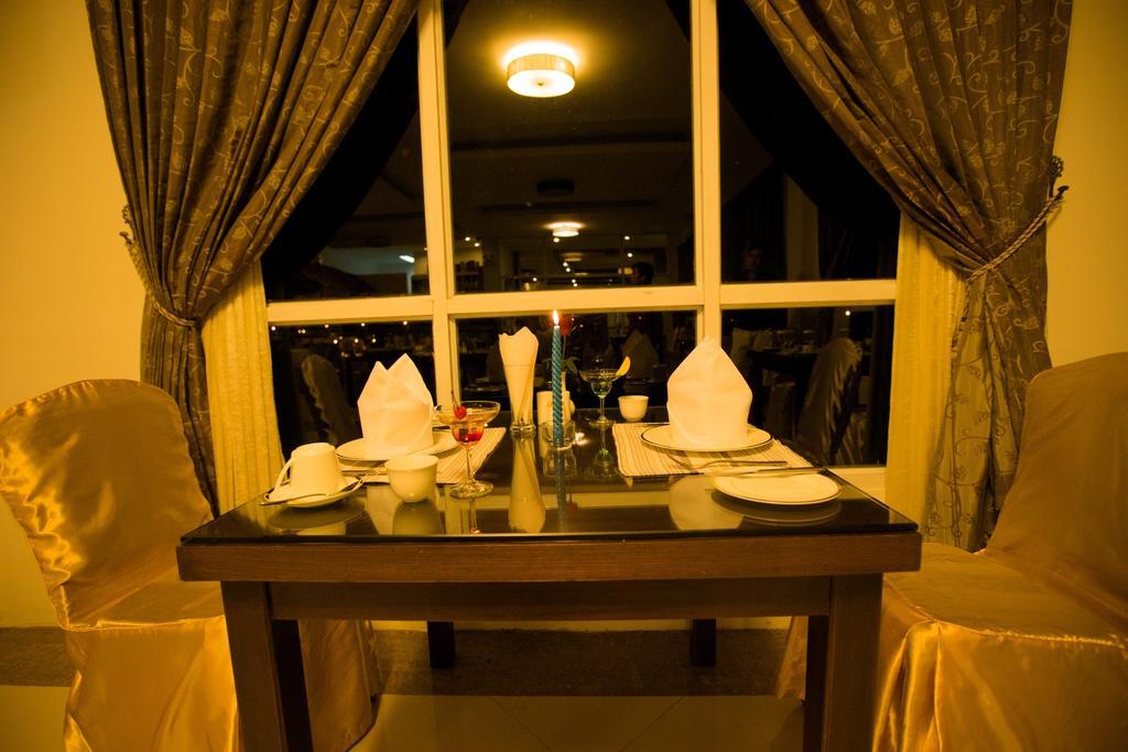 Junction Hotel Nay Pyi Taw Naypyidaw Exterior foto