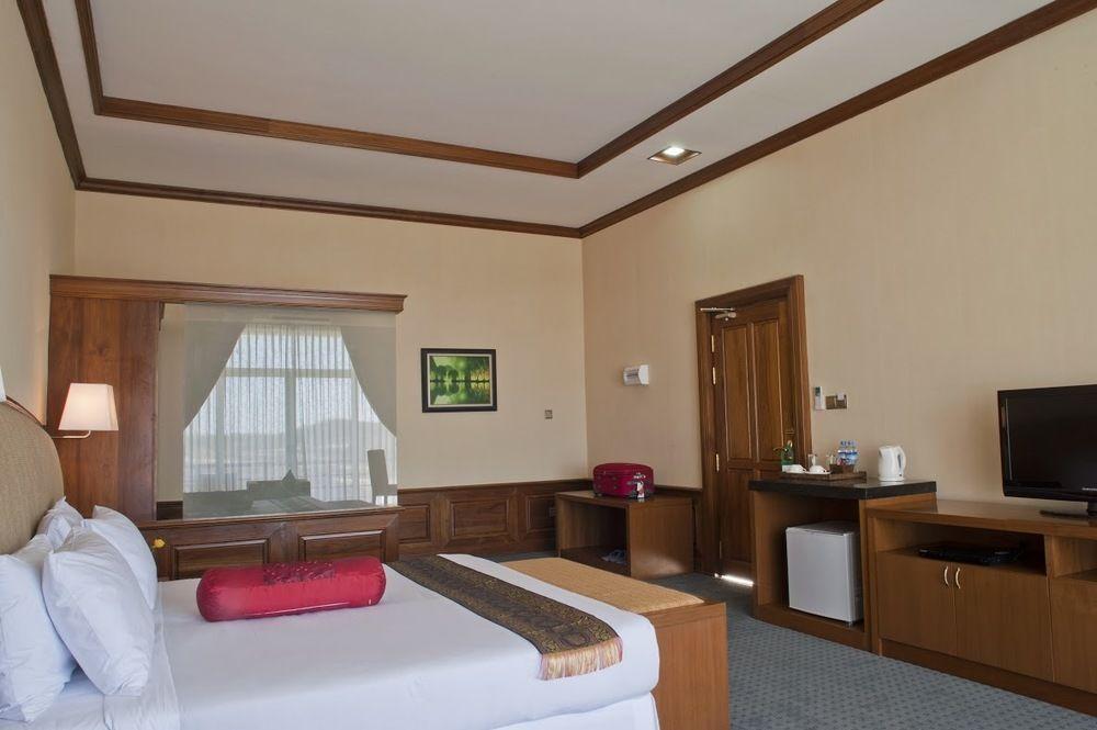 Junction Hotel Nay Pyi Taw Naypyidaw Exterior foto