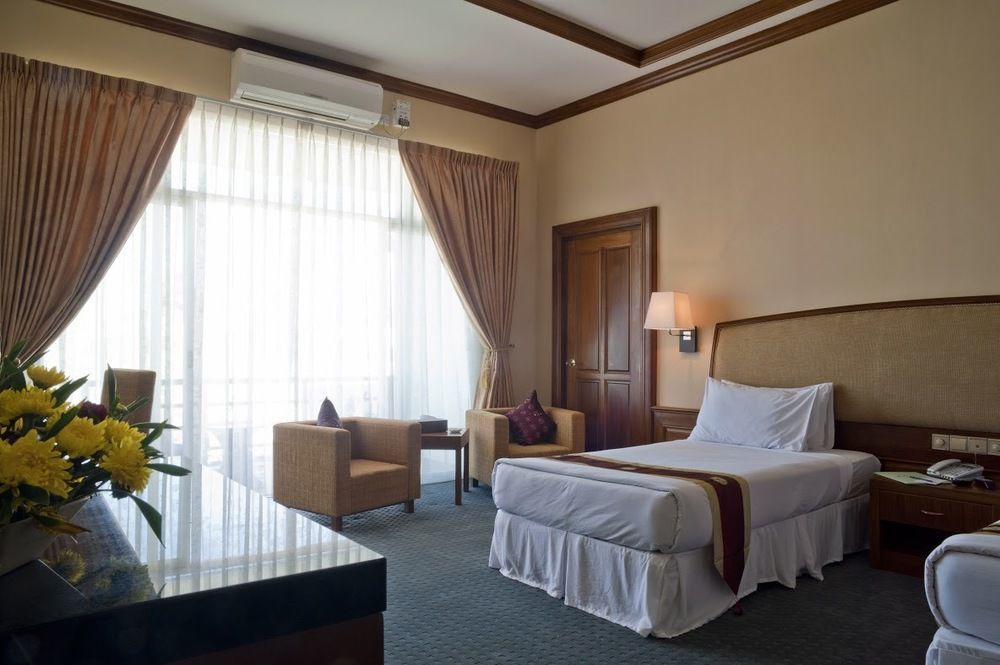Junction Hotel Nay Pyi Taw Naypyidaw Exterior foto