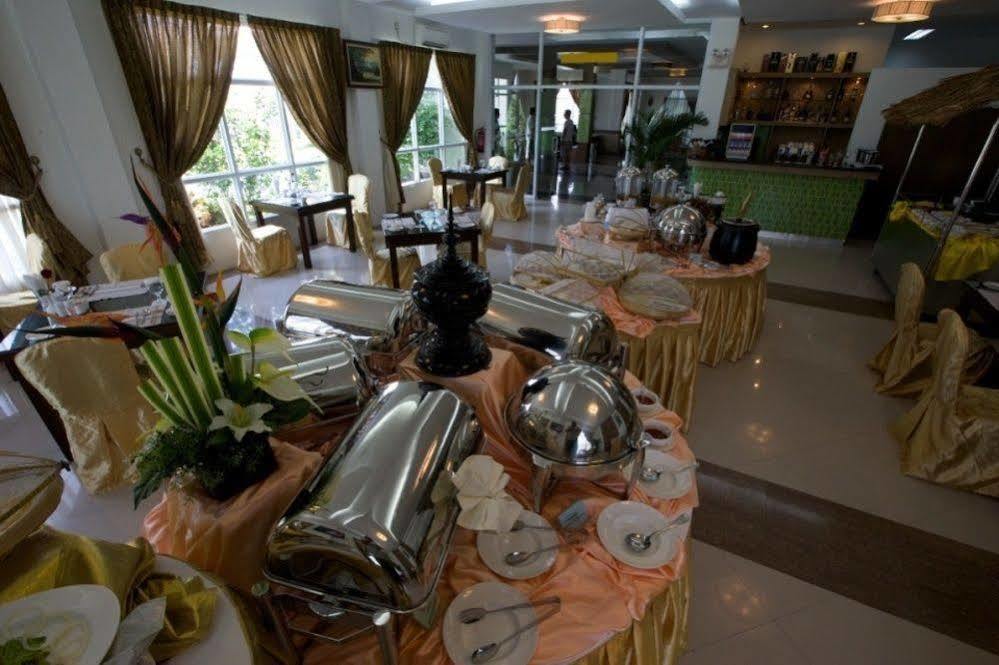 Junction Hotel Nay Pyi Taw Naypyidaw Exterior foto